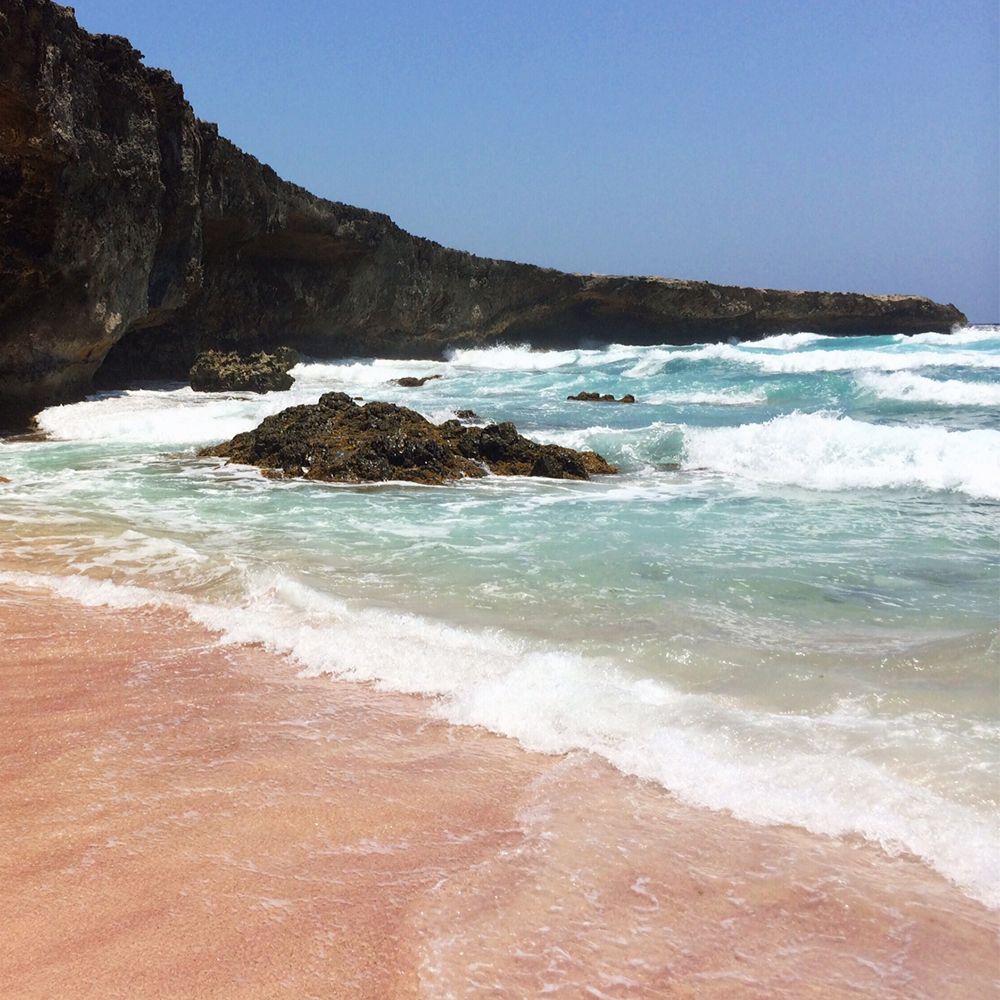 pink-sand-beaches-BocaPrins beach