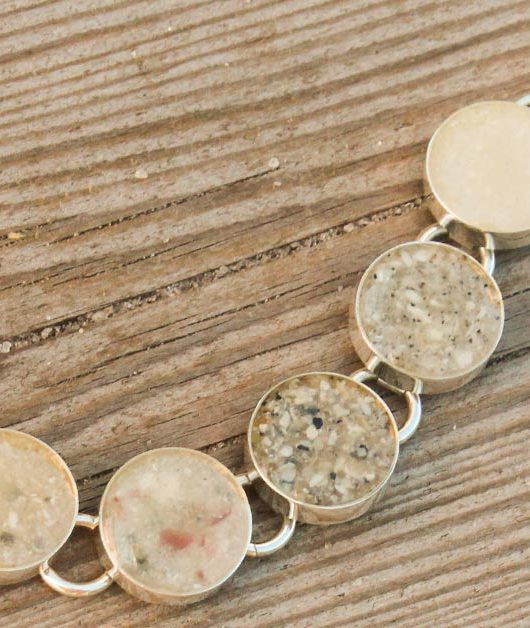 Save Sand and Memories from your Travels
