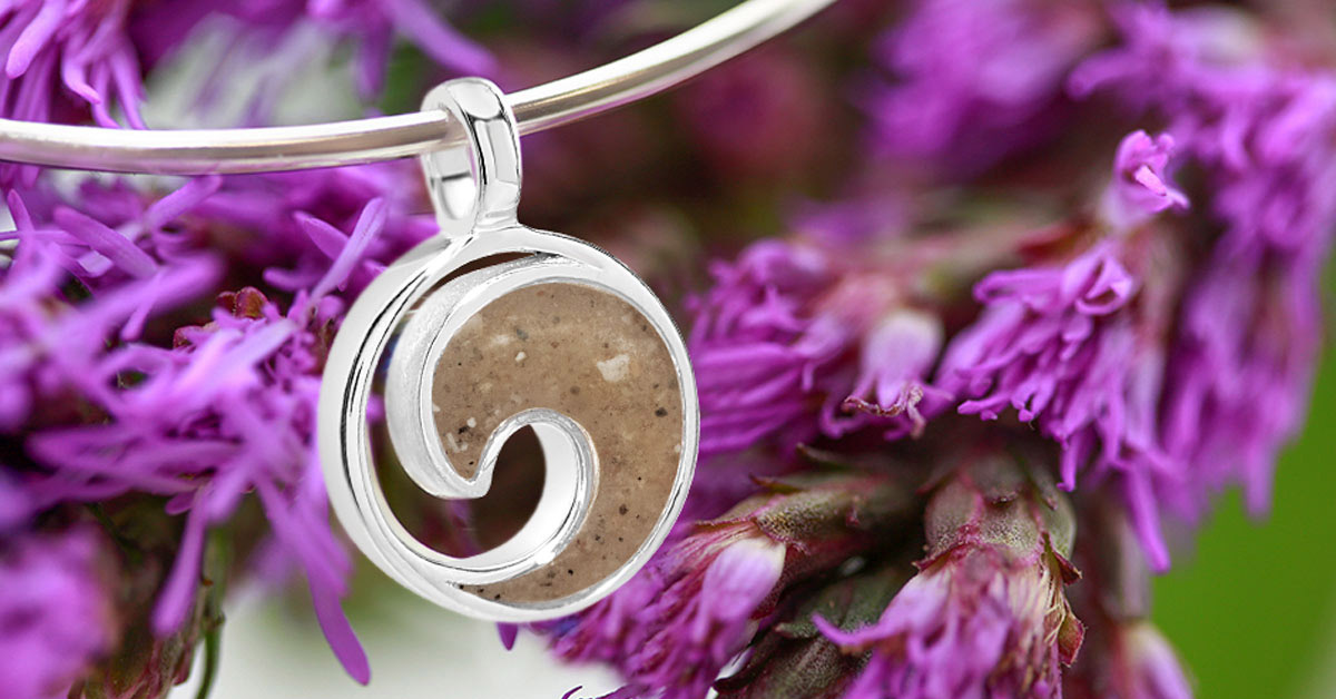 one happy island wave bangle
