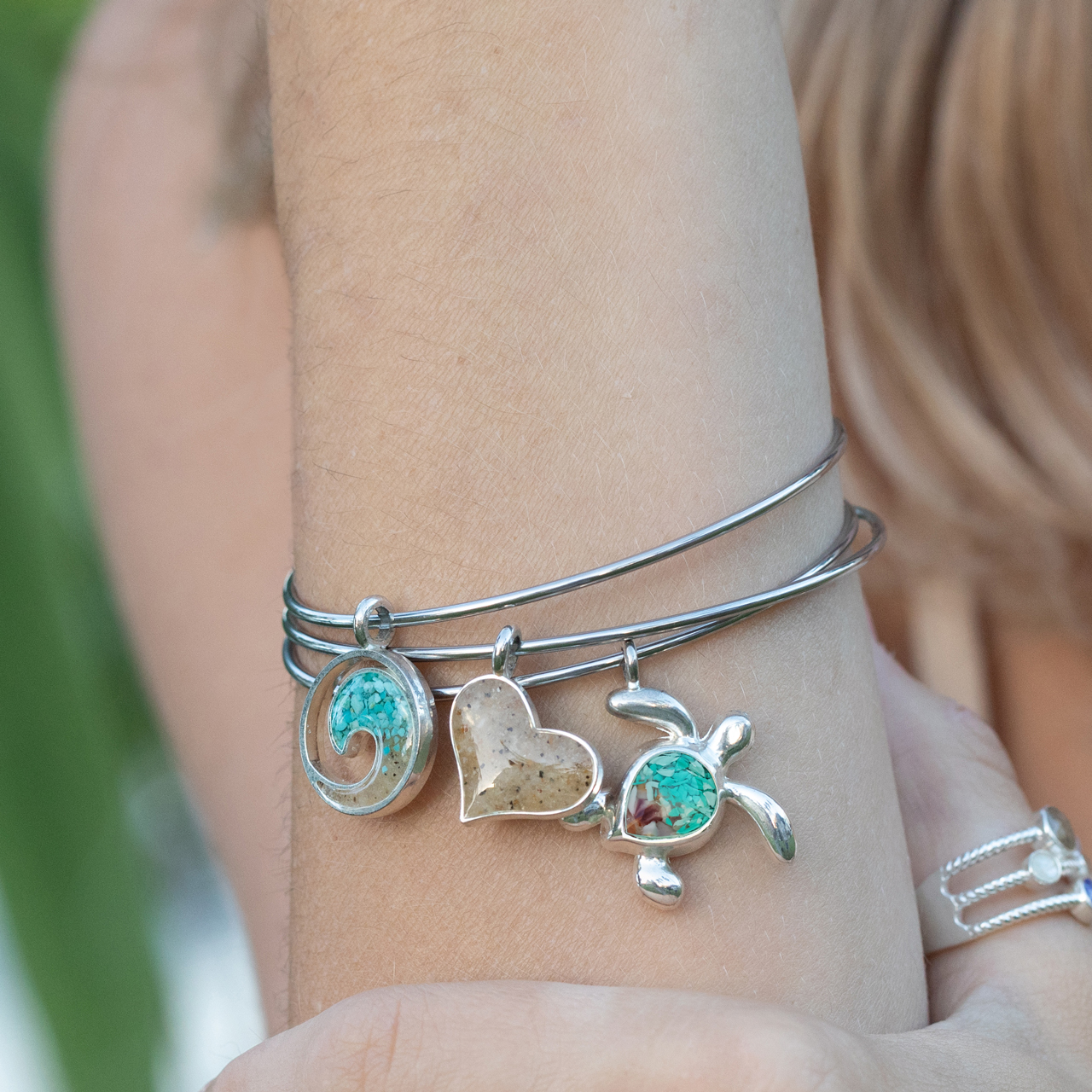 Dune x 4ocean Turtle Bangle