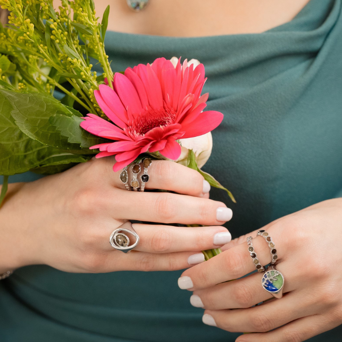 &earth - Mother Earth Ring - Silver