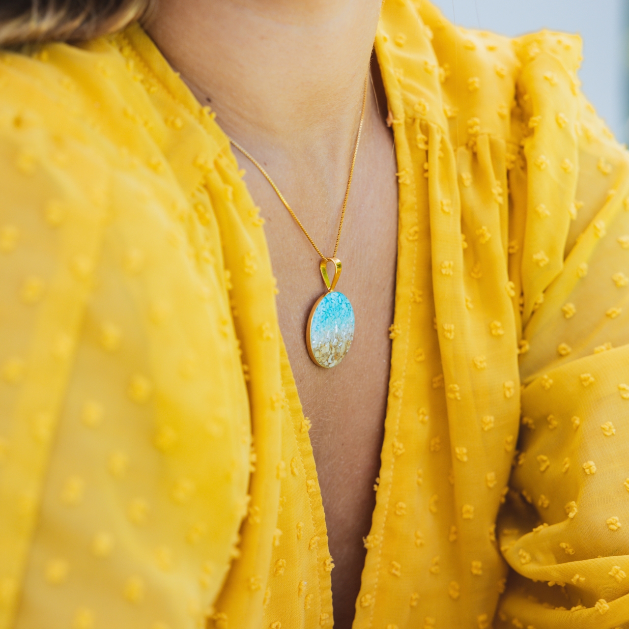 Marina Necklace - Dune Gold - Mother of Pearl Gradient