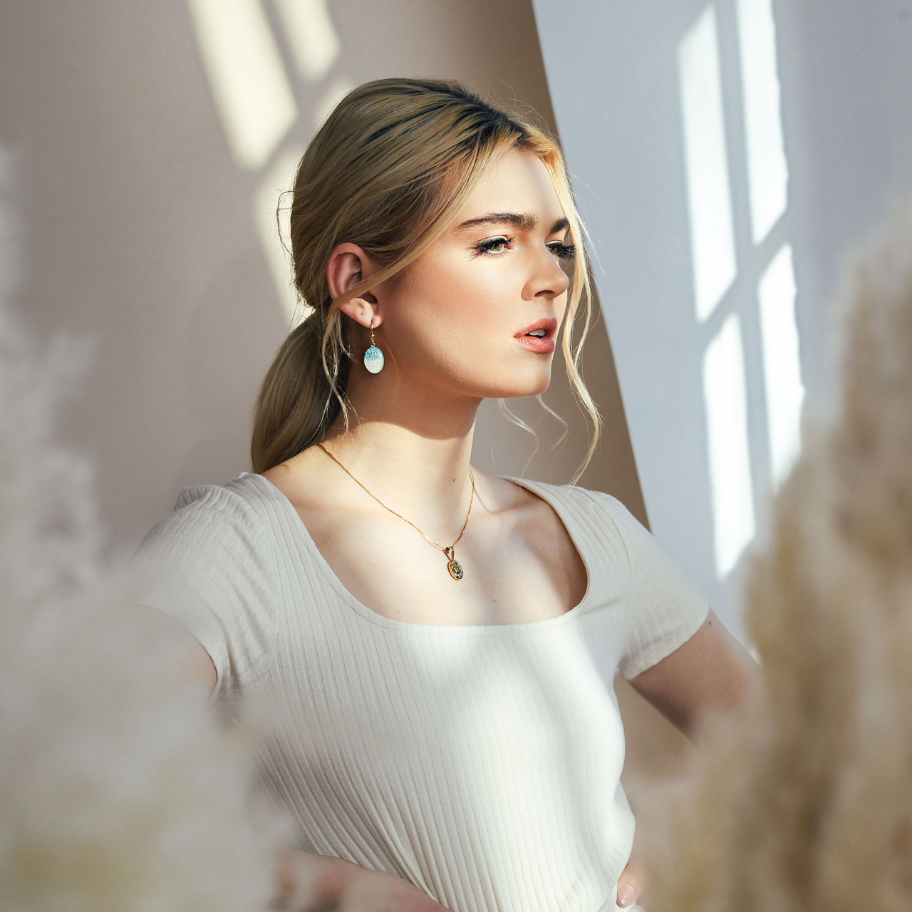 Sandrop Earrings - Large - 14k Gold Vermeil - Mother of Pearl Gradient
